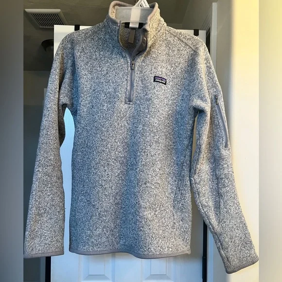 Women’s xsmall Patagonia sweater - Picture 1 of 3